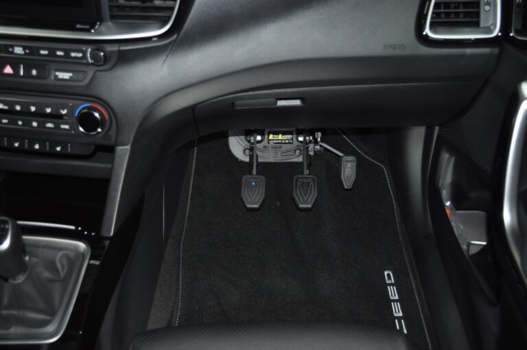 Kia ceed 2019 (1) (Medium)